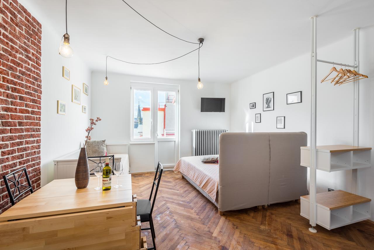 Bellagio Apartment B Praag Buitenkant foto