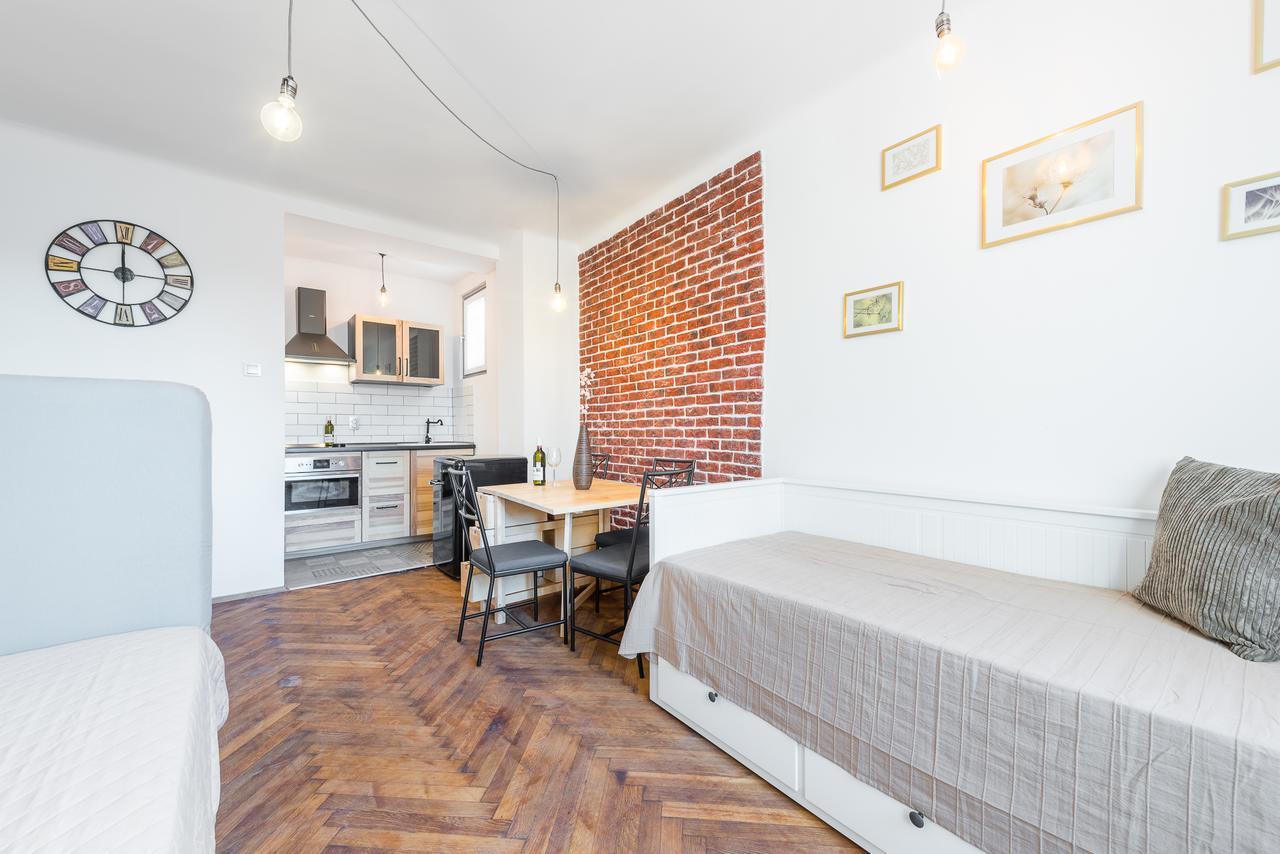 Bellagio Apartment B Praag Buitenkant foto